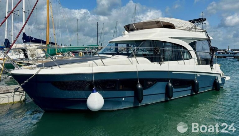 Beneteau Antares 11 Fly